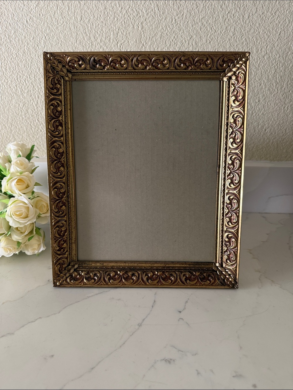 Vintage Gold Tone Ornate Photo Frame Non-glare Glass